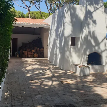 M40 Acoteias -jardim, Piscina, Falesia Villa