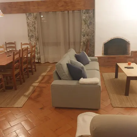 M40 Acoteias -jardim, Piscina, Falesia