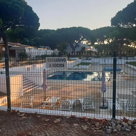 M40 Acoteias -jardim, Piscina, Falesia * Albufeira